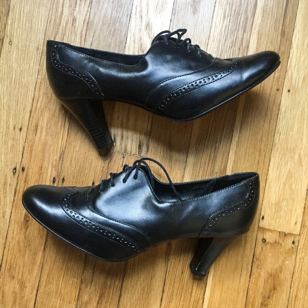 FIONI Black Heels